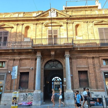 شقة Al Palazzo Del Principe Al Massimo باليرمو المظهر الخارجي الصورة