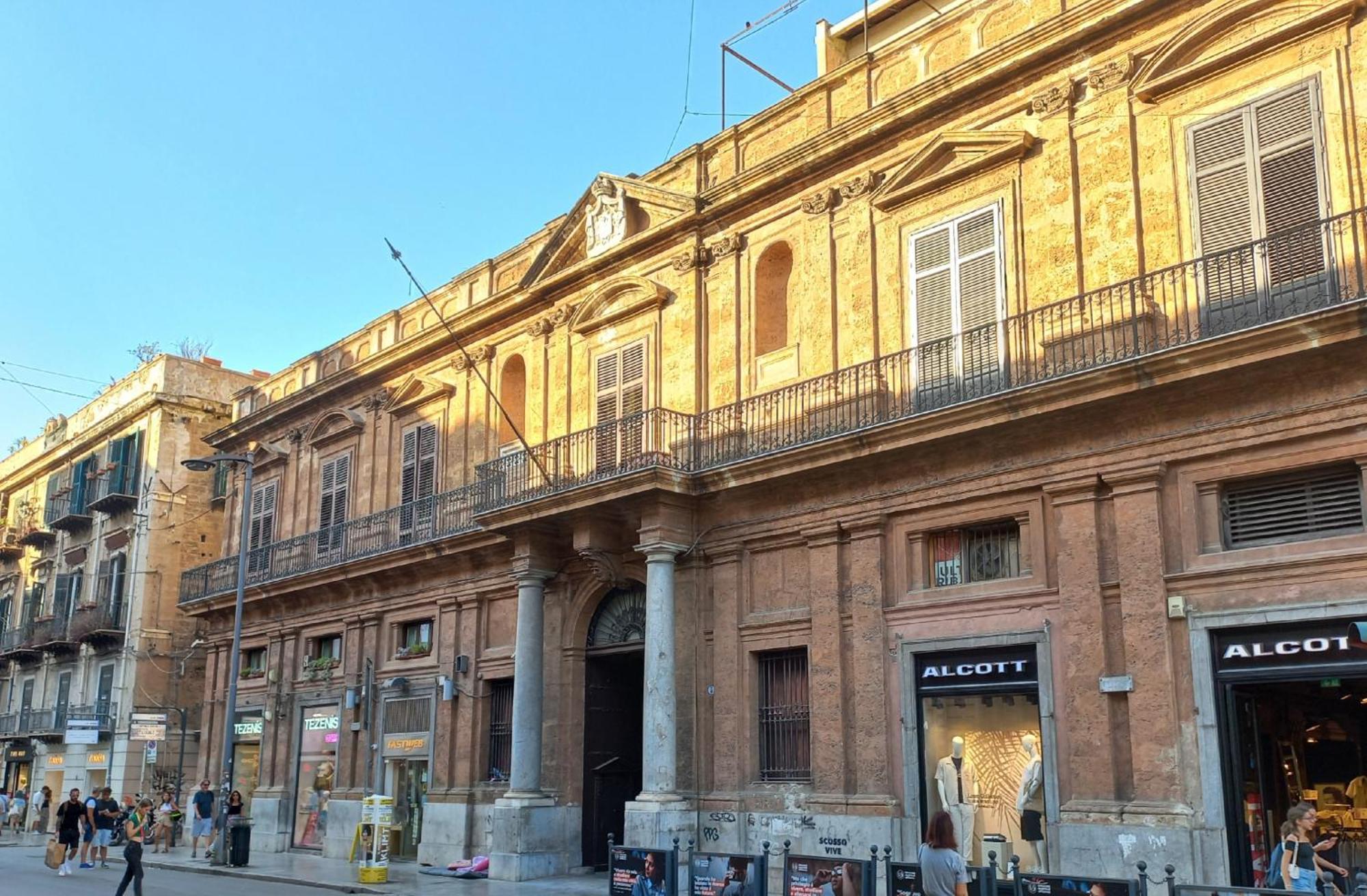 شقة Al Palazzo Del Principe Al Massimo باليرمو المظهر الخارجي الصورة